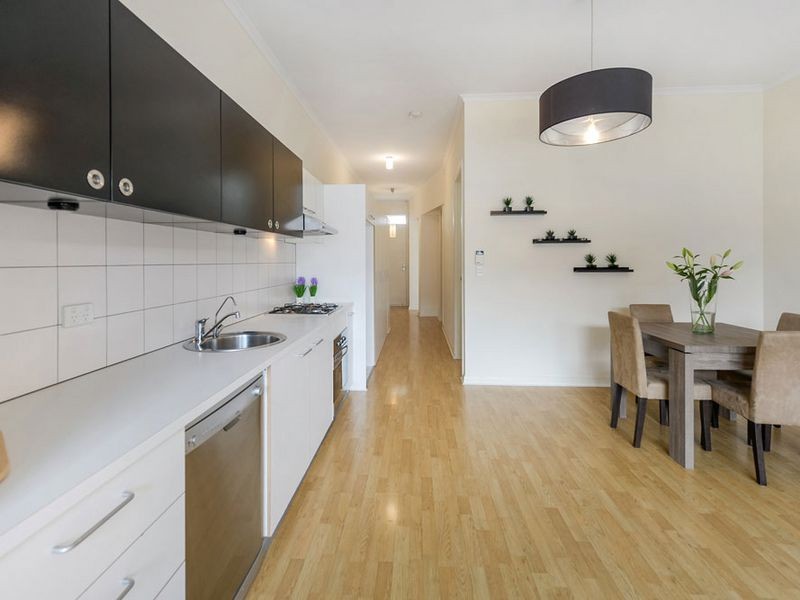 34 Franklin Avenue, Mawson Lakes SA 5095