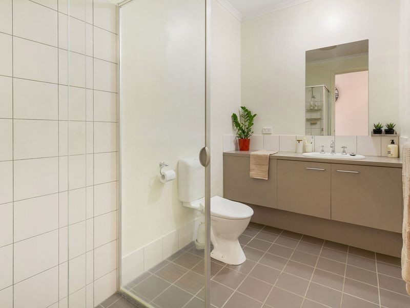 34 Franklin Avenue, Mawson Lakes SA 5095