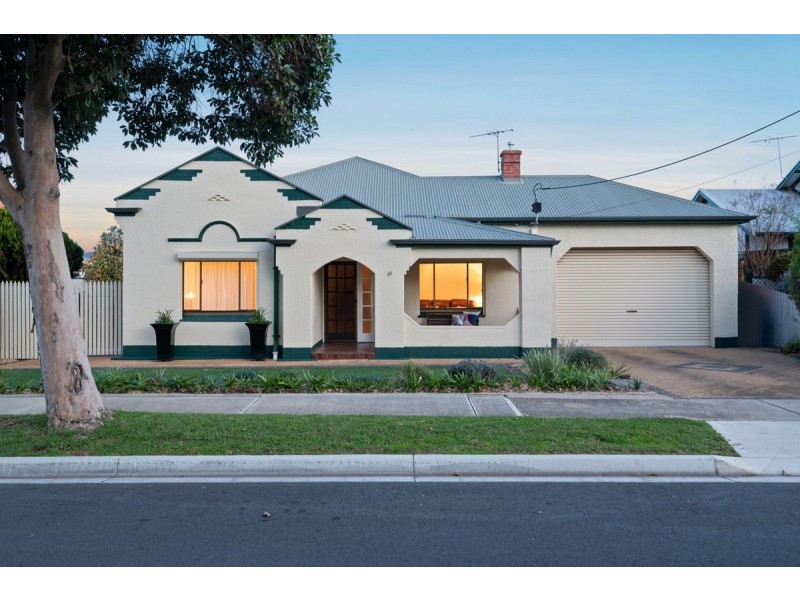 33 Shirley Avenue, Woodville West SA 5011