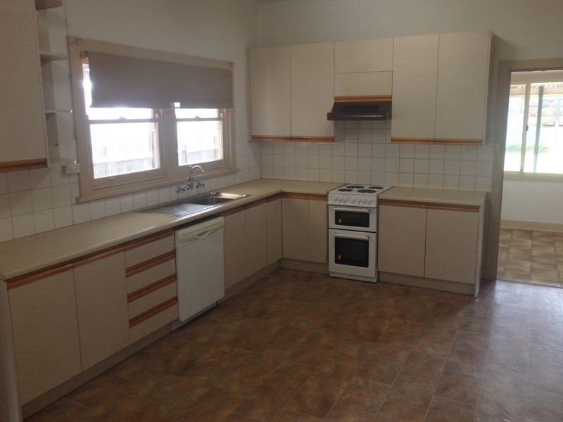 24 Hartley Road, Flinders Park SA 5025