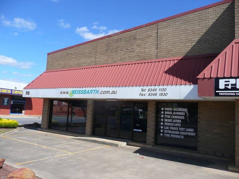 90 Grange Road, Welland SA 5007
