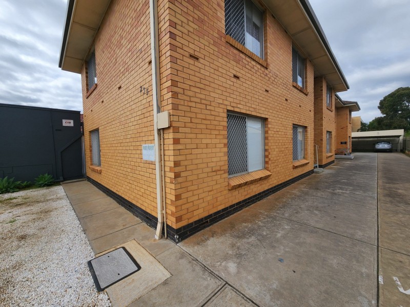 2/235 Findon Road, Findon SA 5023