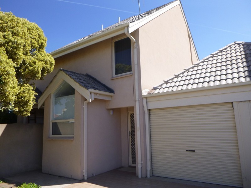 6/4 Gulf Point Drive, North Haven SA 5018