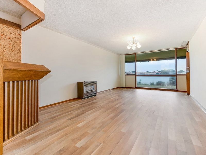 2/78 Military Road, Tennyson SA 5022