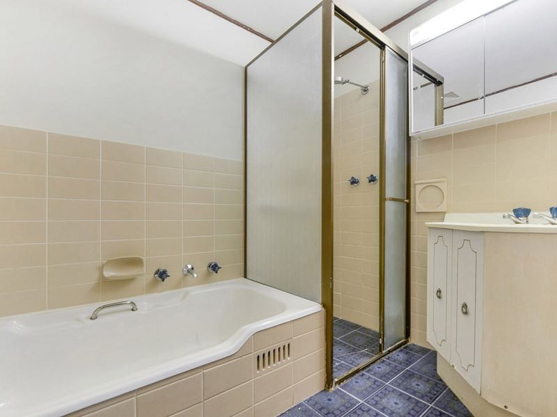 2/78 Military Road, Tennyson SA 5022