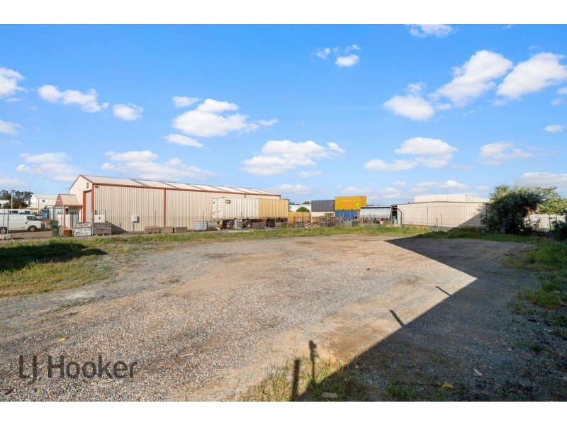 7 Watervale Drive, Green Fields SA 5107