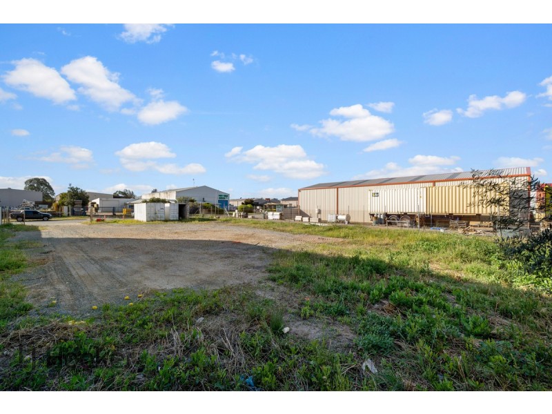 7 Watervale Drive, Green Fields SA 5107