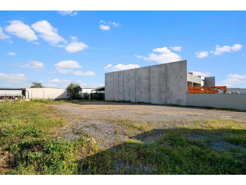 7 Watervale Drive, Green Fields SA 5107