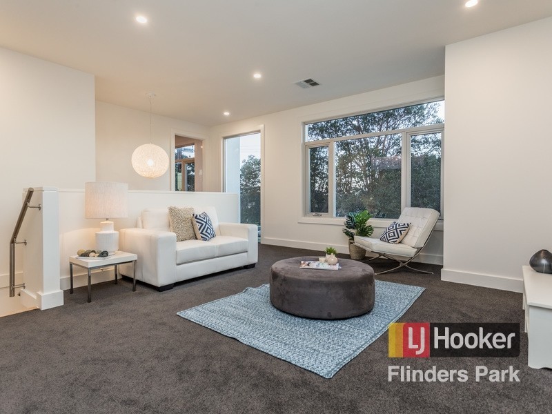 2 Cudmore Terrace, Henley Beach South SA 5022