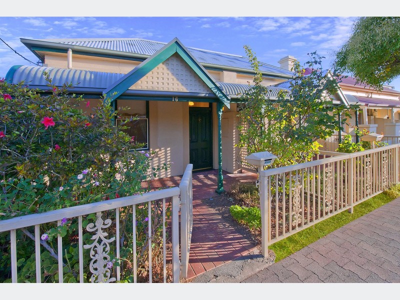 16 Bath Street, Glenelg South SA 5045