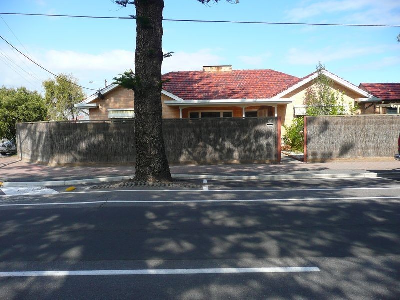 4A Pier Street, Glenelg South SA 5045