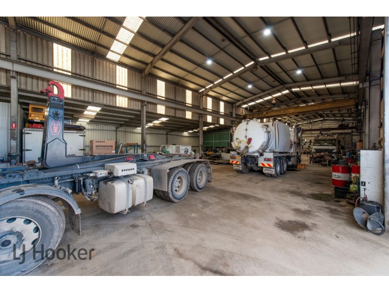 10 Millers Road, Wingfield SA 5013