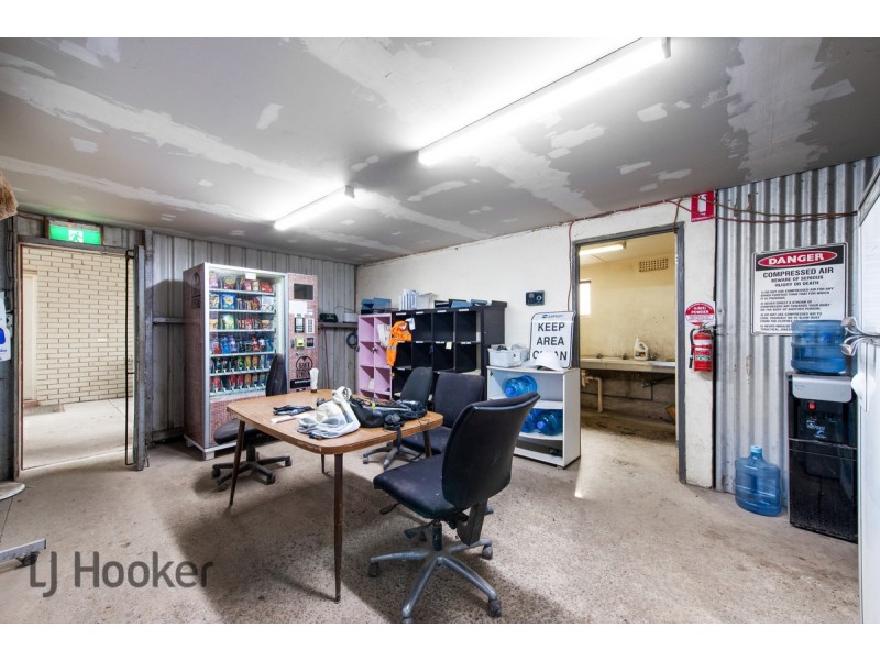 10 Millers Road, Wingfield SA 5013