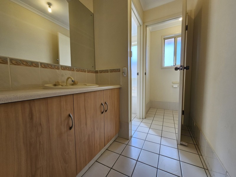 2A Kingborn Avenue, Seaton SA 5023