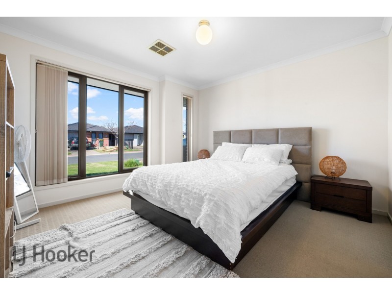 64 Admiralty Circuit, Smithfield SA 5114