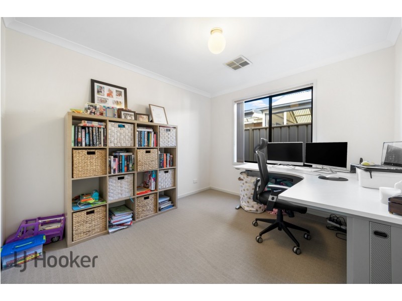 64 Admiralty Circuit, Smithfield SA 5114