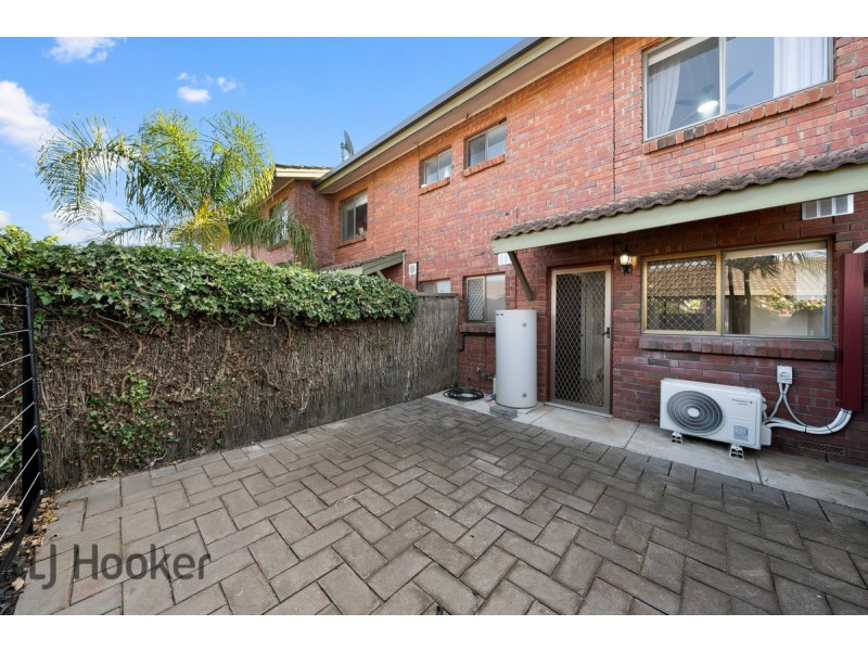 18/31 Brebner Drive, West Lakes SA 5021