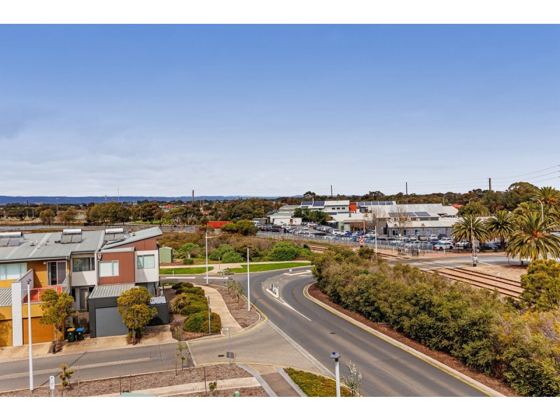 413/6-8 Wirra Drive, New Port SA 5015