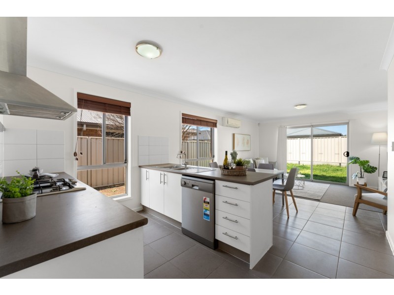 6 Tobitt Street, Evanston Gardens SA 5116