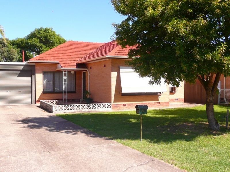 14 Dundee Ave, Seaton SA 5023