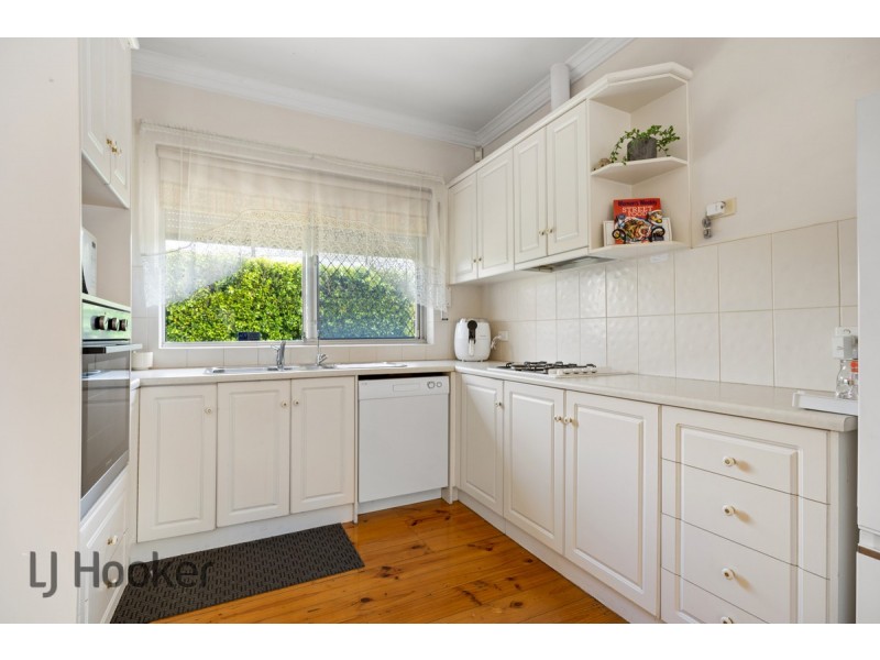 37 Addison Road, Pennington SA 5013