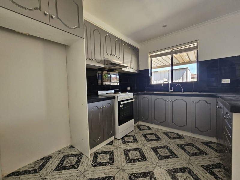5 Phillia Court, Mansfield Park SA 5012