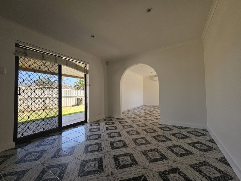 5 Phillia Court, Mansfield Park SA 5012