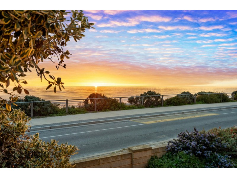 1-3/11 Bartlett Terrace, Semaphore Park SA 5019