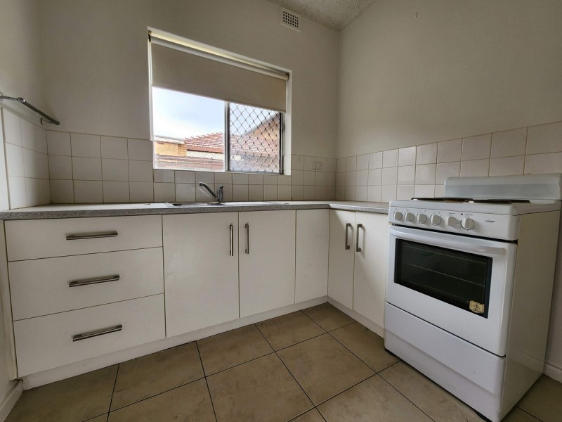 2/235 Findon Road, Findon SA 5023