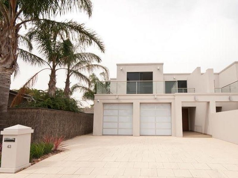 43 McDonald Grove, West Lakes SA 5021