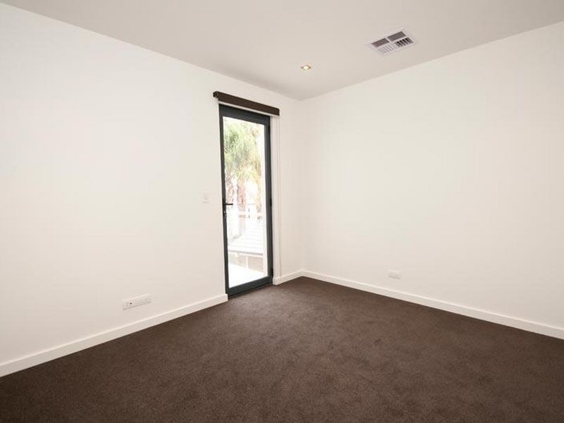 43 McDonald Grove, West Lakes SA 5021