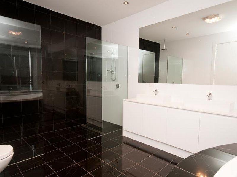 43 McDonald Grove, West Lakes SA 5021