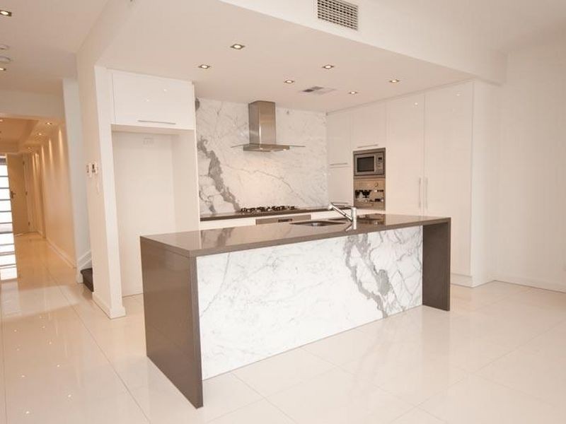 43 McDonald Grove, West Lakes SA 5021