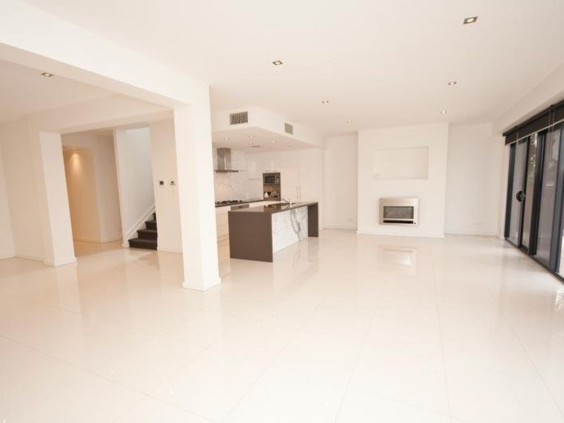 43 McDonald Grove, West Lakes SA 5021