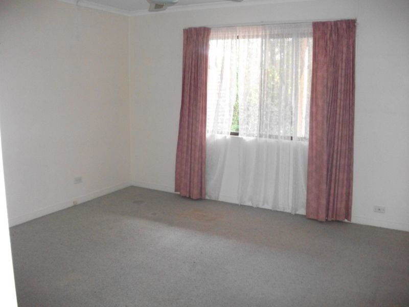 15 Latimer Crescent, Trott Park SA 5158