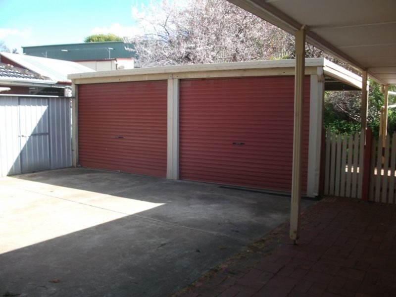 15 Latimer Crescent, Trott Park SA 5158