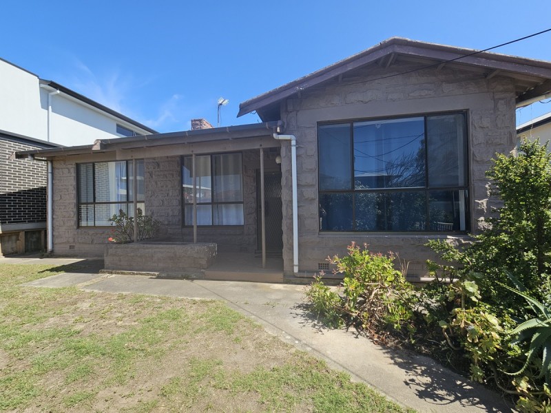 14 Cottesloe Street, West Beach SA 5024