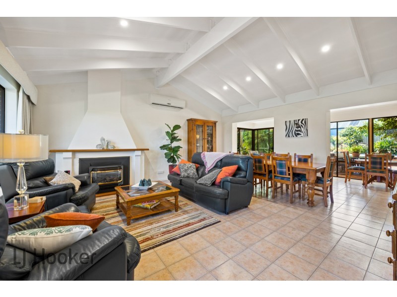 3 Read Court, North Haven SA 5018