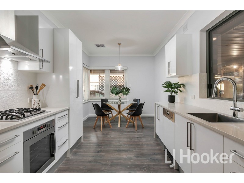 2 Singleton Avenue, Seaton SA 5023