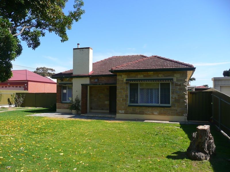 8 Hadley Street, Fulham SA 5024