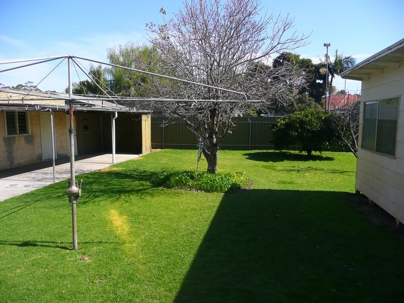 8 Hadley Street, Fulham SA 5024