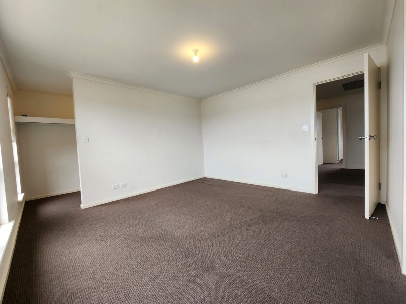 8 Waterton Lane, Mawson Lakes SA 5095