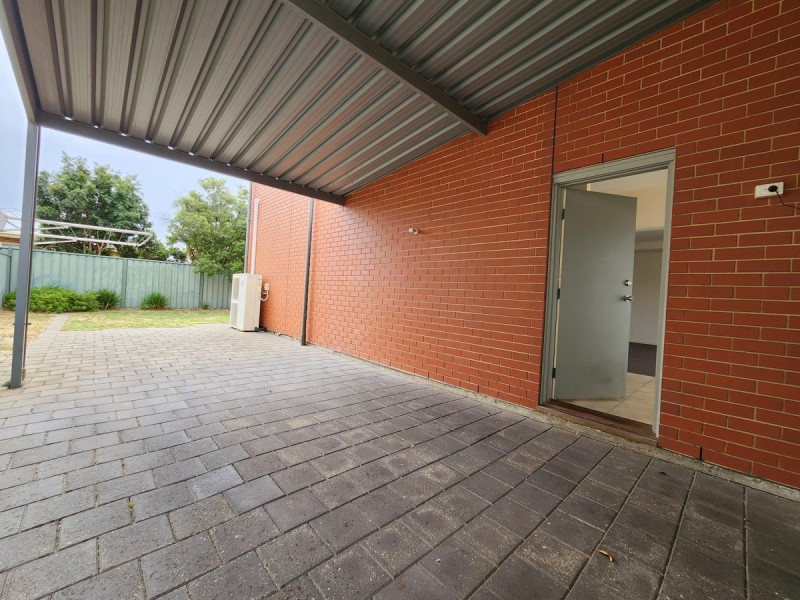 8 Waterton Lane, Mawson Lakes SA 5095