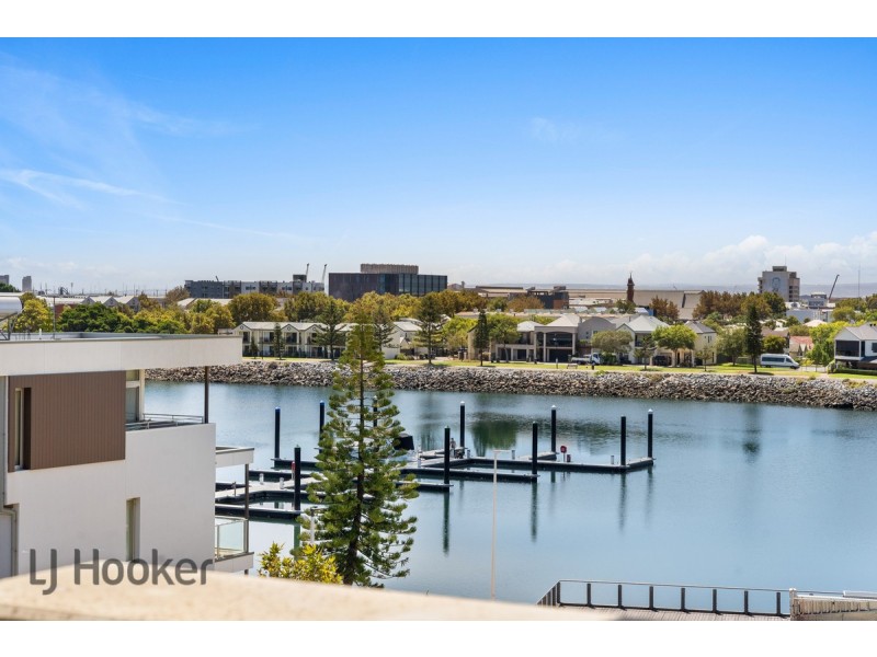 407/16-18 Wirra Drive, New Port SA 5015