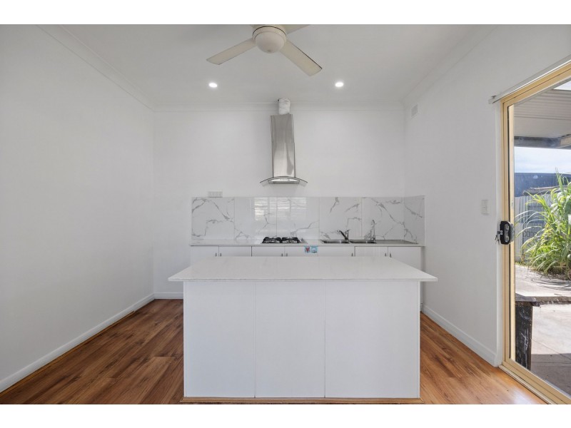 8 Third Street, Wingfield SA 5013