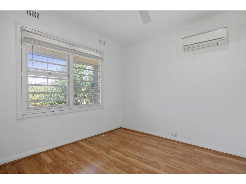 8 Third Street, Wingfield SA 5013