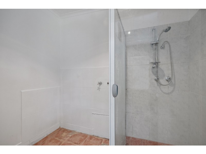 8 Third Street, Wingfield SA 5013