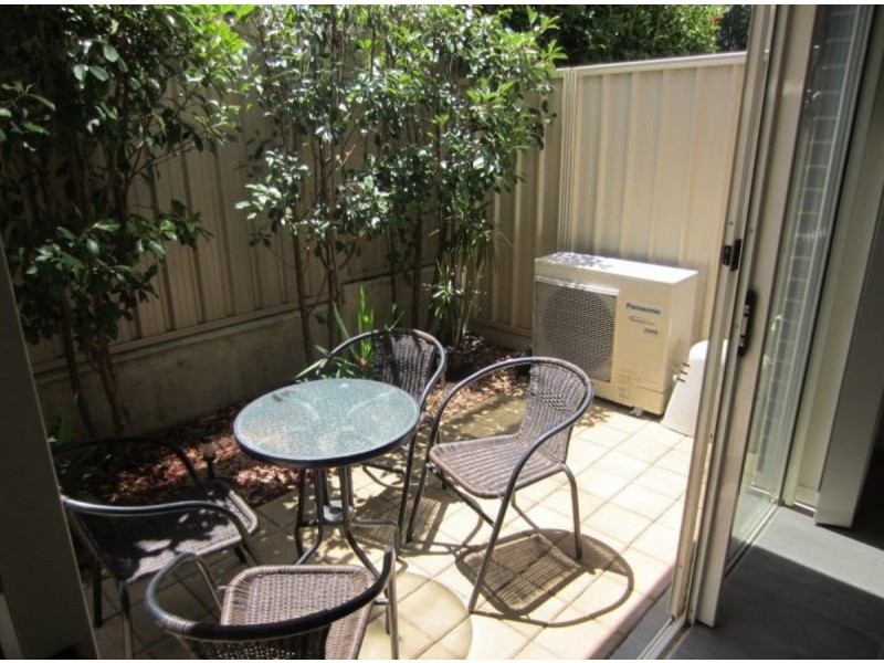 25/2 Eucalyptus Avenue, Noarlunga Centre SA 5168