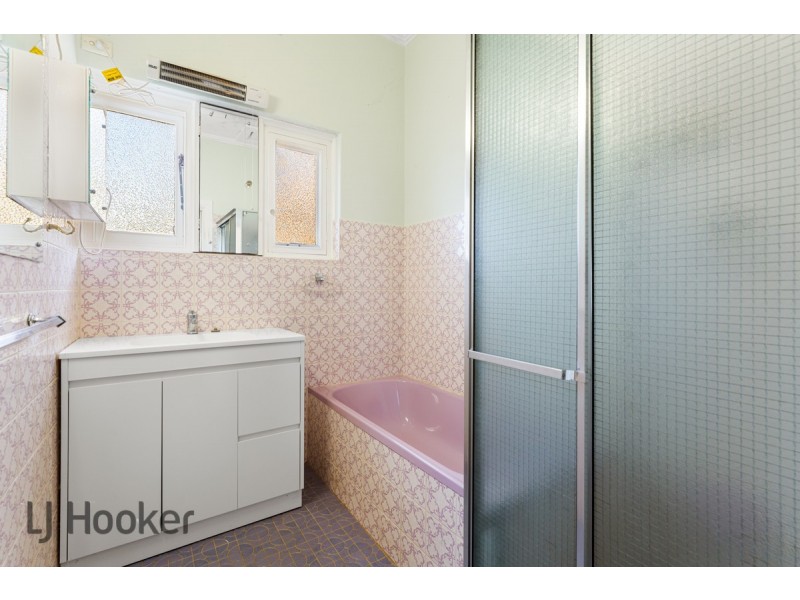 22 Westall Avenue, Flinders Park SA 5025