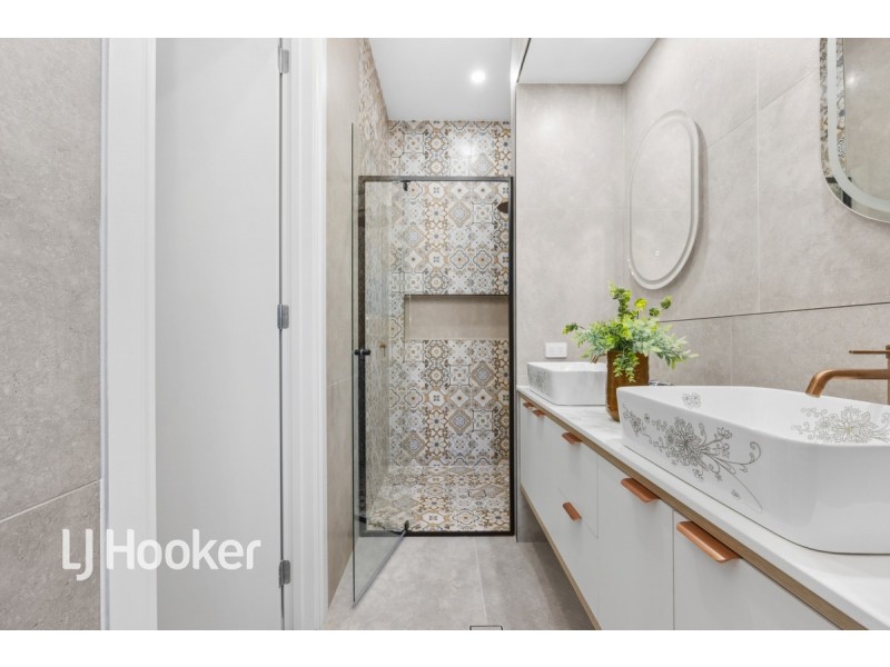 74 & 74a Flinders Parade, Flinders Park SA 5025